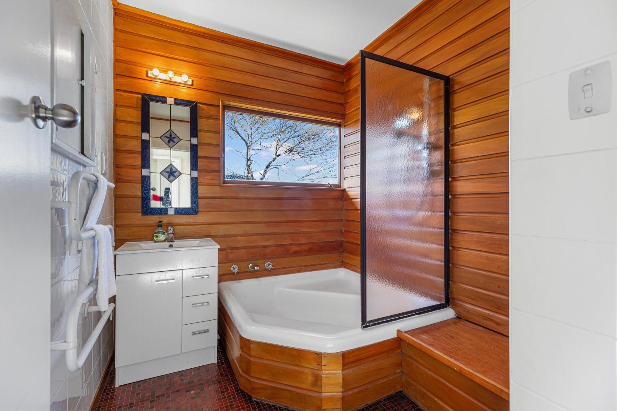 The Zen Hideout - Tauranga South Holiday Home Экстерьер фото