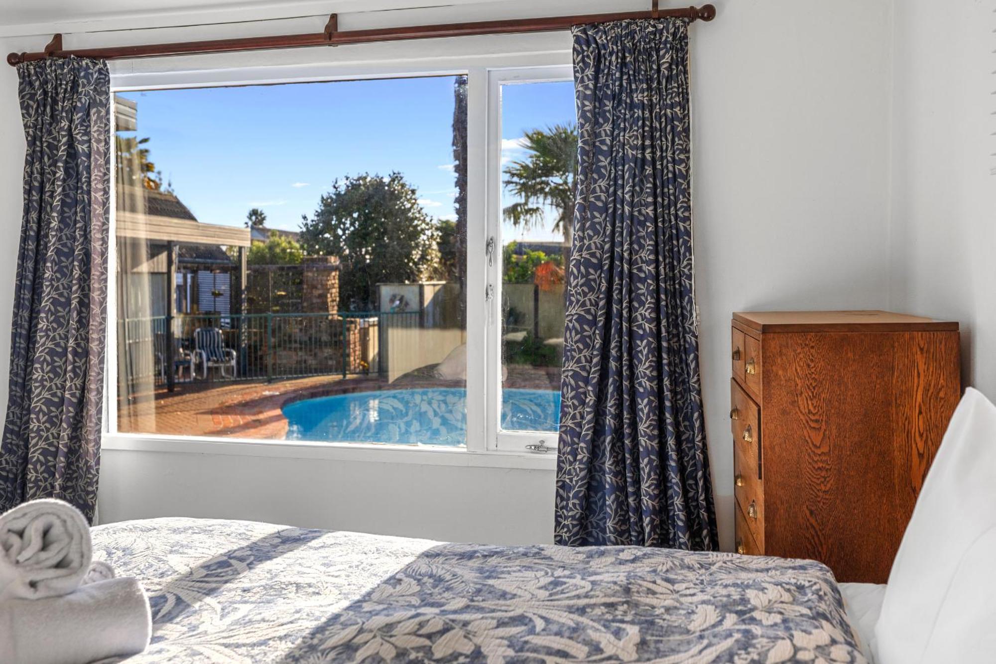 The Zen Hideout - Tauranga South Holiday Home Экстерьер фото